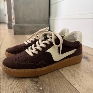 Dolce Vita Brown and Cream woman’s Sneakers